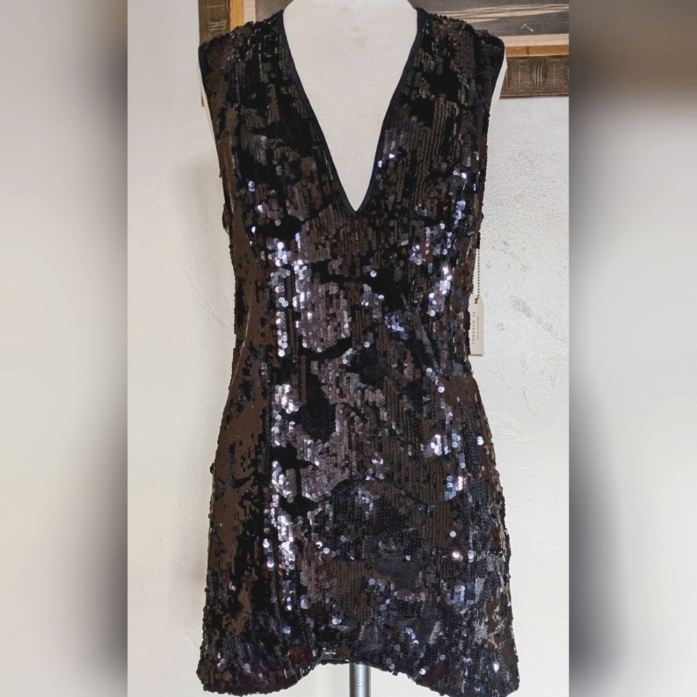 Forever 21 Black Sequins Dress: Size M
